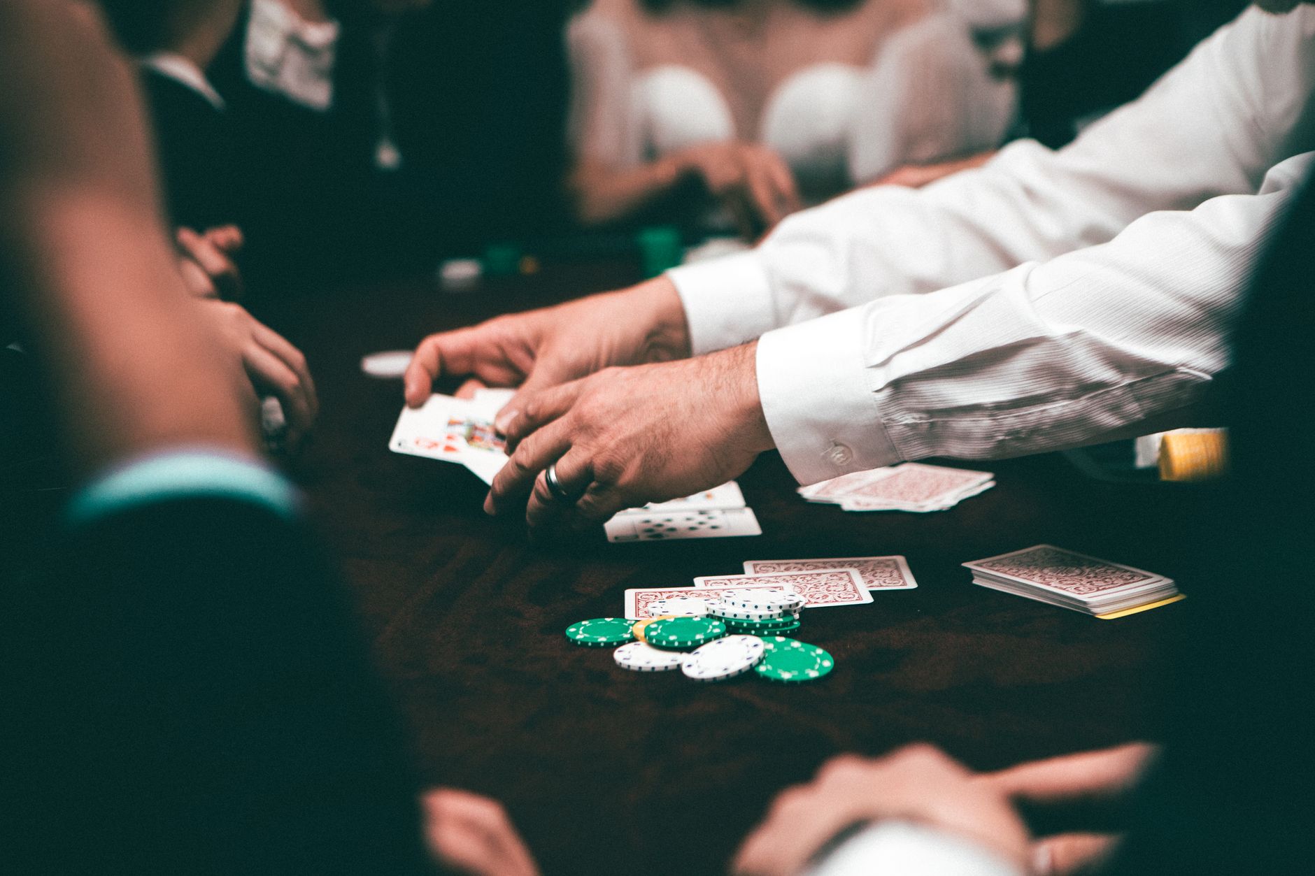 德州扑克资金管理心理技巧：五大策略助你稳定盈利（要点图解）