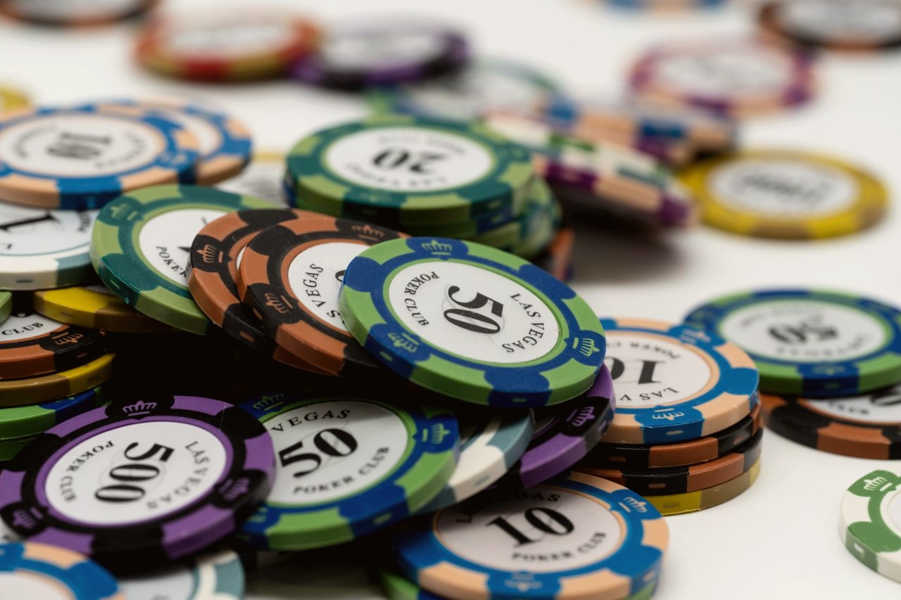 WSOP期间如何找到实时讨论社区？Discord与直播聊天的实用指南