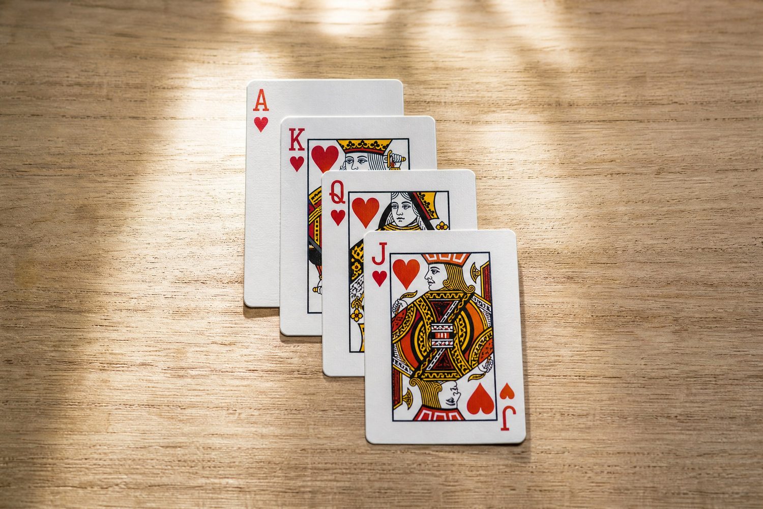 【下载指南】QQPOKER官方客户端如何下载？安卓/iOS安装步骤详解
