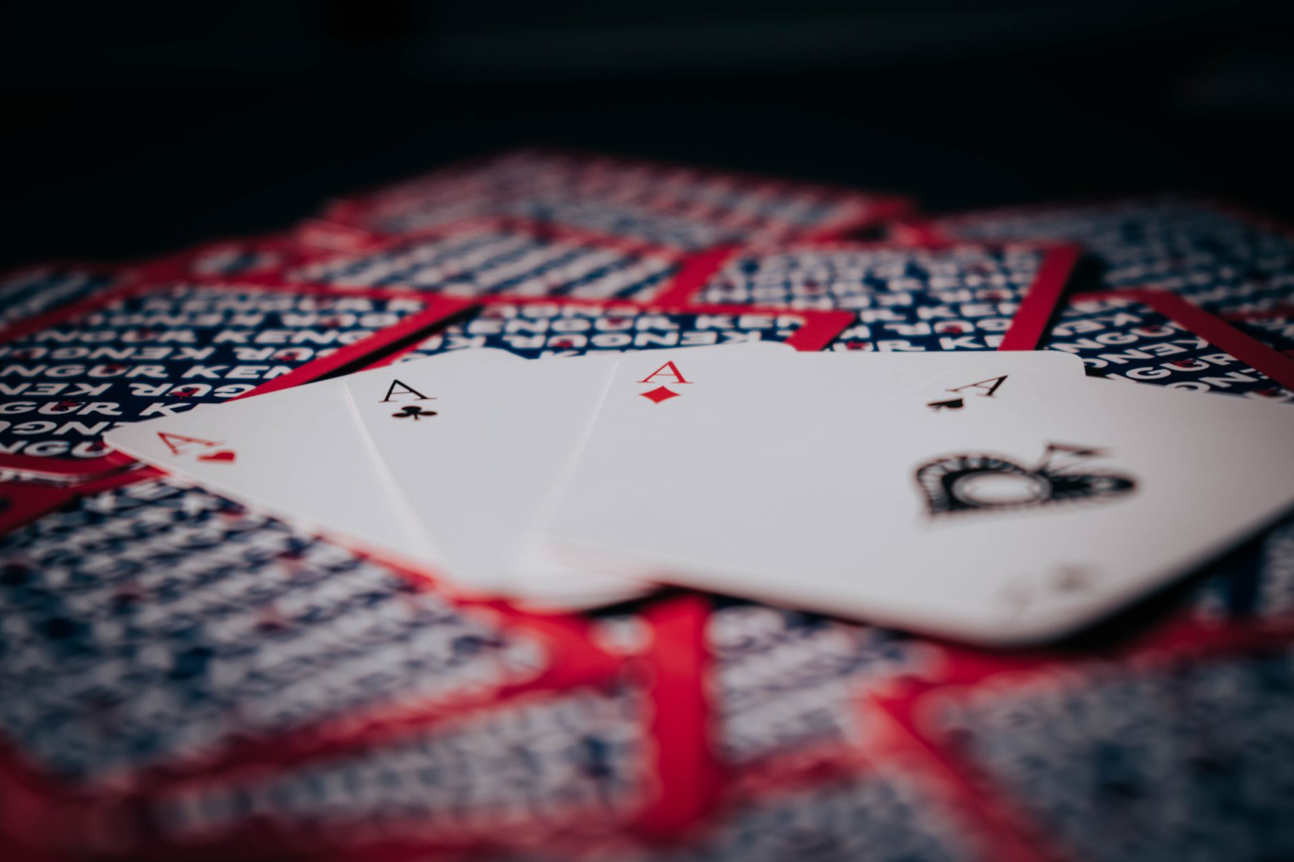 WSOP主赛是怎样的比赛赛制与参赛流程详解（实战示例）
